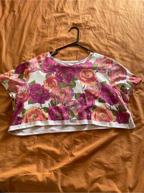 croft & barrow Tops - Floral Crop Top